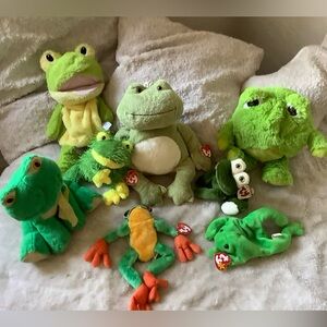 Adorable Plush Bundle Lot of Easter 🐣 Popular Green Frog Plush Collection, TY
